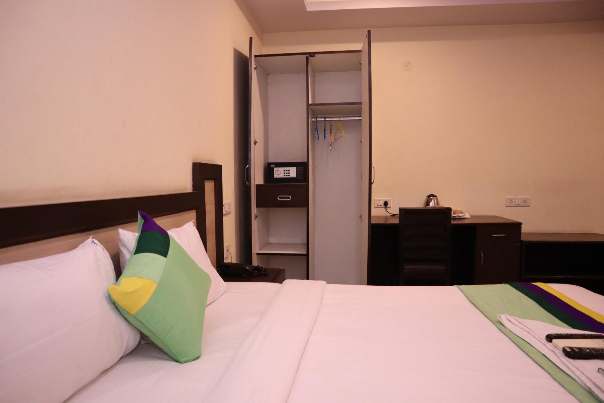 Millennium Plaza Hotel Kammasandra Eksteriør billede
