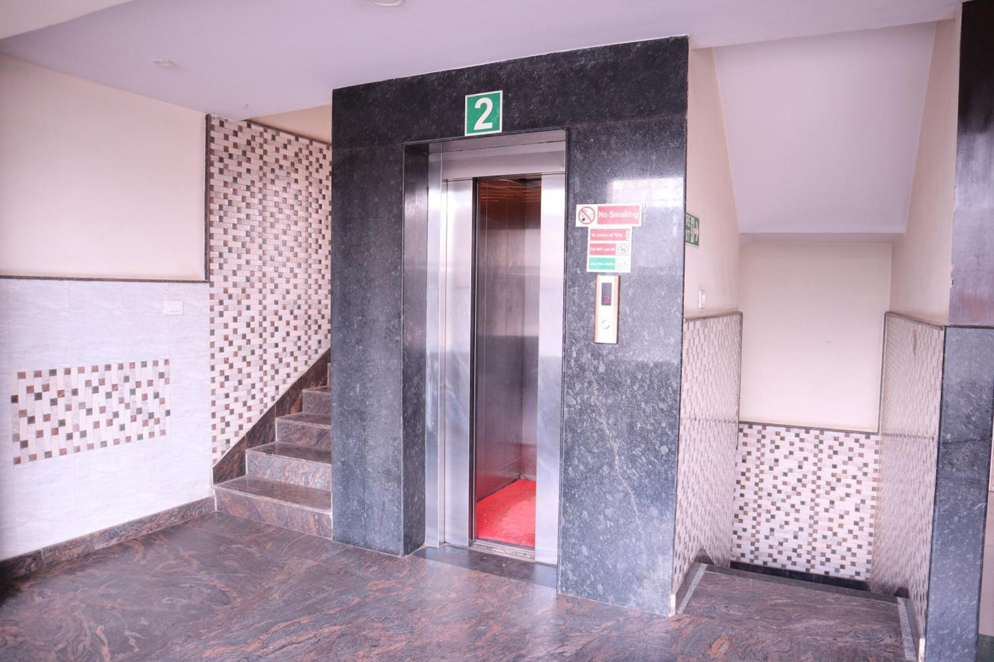 Millennium Plaza Hotel Kammasandra Eksteriør billede